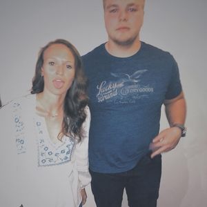 Meet your Posher, Mia